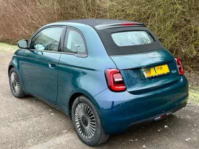 Fiat 500 E Cabrio (2022) - Photo 4