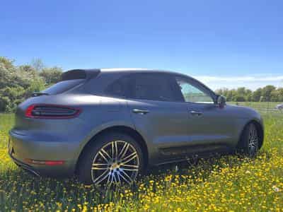 Porsche Macan TURBO (2015) - Photo 5