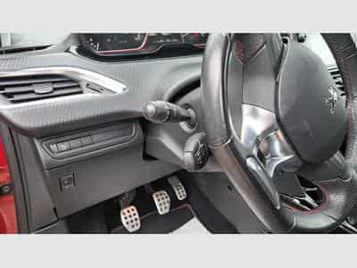 Peugeot 2008 1.6 e-HDI 100cv GT-Line (2018) - Photo 9
