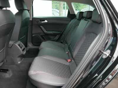 Seat Leon FR 1.5 eTSI (2025) - Photo 6