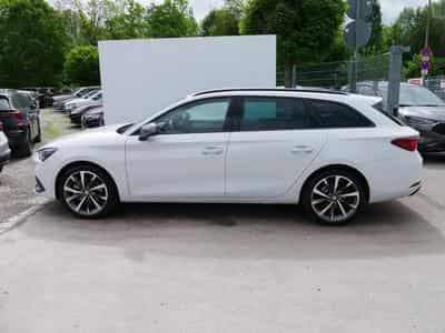 Seat Leon FR 1.5 eTSI (2025) - Photo 4