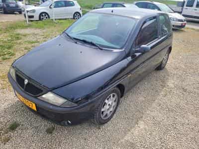 Lancia Ypsilon COSMOPOLITAN (2001) - Photo 1