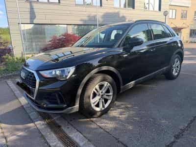 Audi Q3 35 Tdi 150ch Stronic Business Édition (2021) - Photo 2