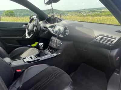 Peugeot 308 GT Manual/Handschalter 205CH/PS (2015) - Photo 4