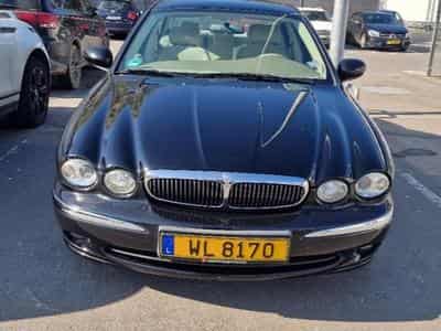 Jaguar X-Type (2004) - Photo 1