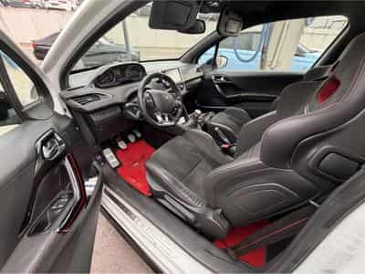 Peugeot 208 Gti By Peugeot Sport (2017) - Photo 12