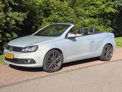 VW Eos Executive (2012) - Photo 1