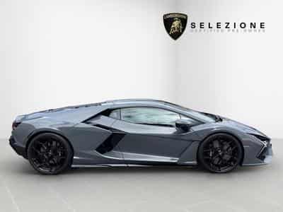 Lamborghini Revuelto (2024) - Photo 2