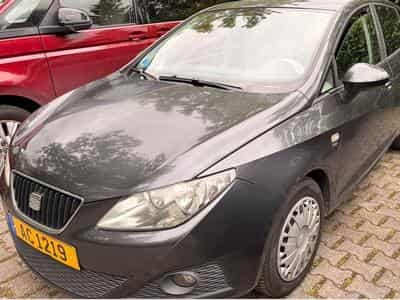 Seat Ibiza (2011) - Photo 1