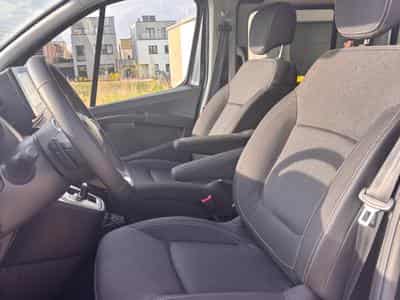 Renault Trafic Trafic 2.0 DCI 170 EDC Grand Passenger (2025) - Photo 9