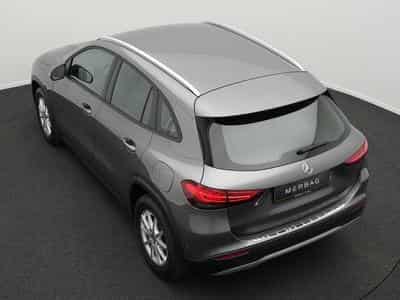 Mercedes GLA 180 d Kamera+PTS+SHZ+MBUX (2020) - Photo 11