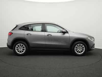Mercedes GLA 180 d Kamera+PTS+SHZ+MBUX (2020) - Photo 5