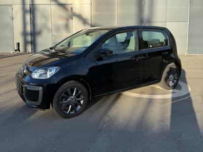 VW UP (2023) - Photo 1