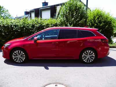 Toyota Corolla Touring Sport (2024) - Photo 1