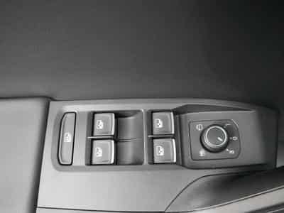 Seat Leon FR 2.0 TDI (2025) - Photo 8