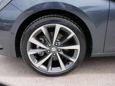 Seat Leon FR 2.0 TDI (2025) - Photo 3