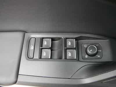 Seat Leon FR 2.0 TDI (2025) - Photo 9