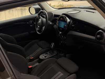 Mini Cooper SE Hatch (2022) - Photo 3