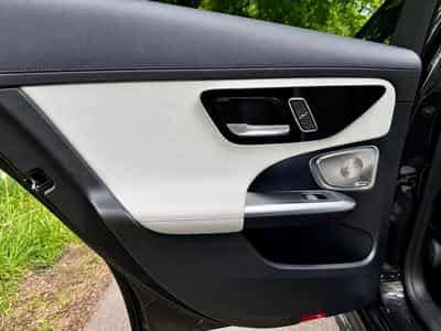 Mercedes C 220 C 220d AMG Avantgarde LED+Night+Ka+Keyl. (2022) - Photo 11