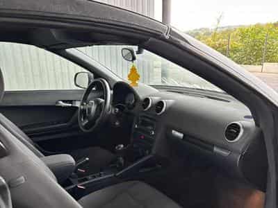 Audi A3 2.0 Tdi (2011) - Photo 2