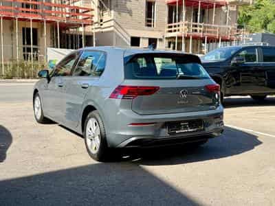 VW Golf VIII 1.0 eTSI 110 DSG7 Life NAVI/CAM/ACC (2022) - Photo 4