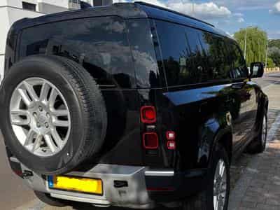 Land-Rover Defender 110 (2024) - Photo 2
