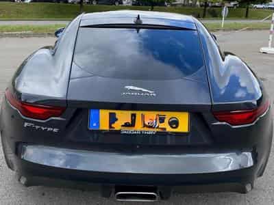 Jaguar F-Type Coupé P300 / Meridian / Pano / 19" (2021) - Photo 3