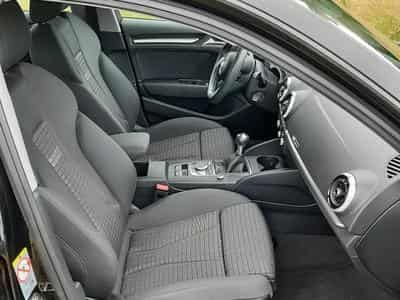 Audi A3 Audi A3 Sportback noir metallisé (2019) - Photo 4