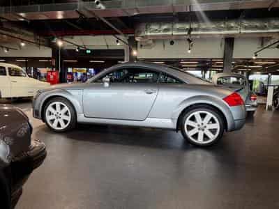Audi TT 3.2 Quattro (2005) - Photo 9