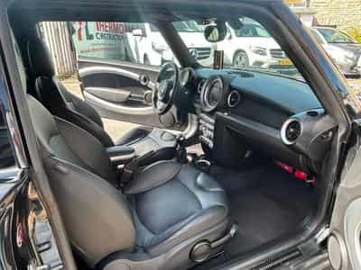 Mini Cooper S WORKS 211CV (2009) - Photo 11