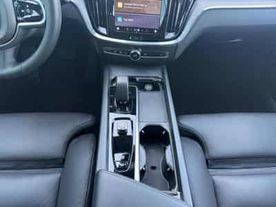 Volvo V60 B4 Plus Bright / Diesel (2023) - Photo 11