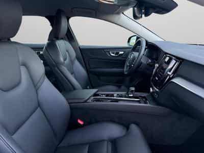Volvo V60 B4 Plus Bright / Diesel (2023) - Photo 15