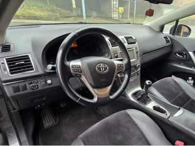 Toyota Avensis (2013) - Photo 6