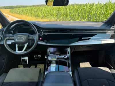 Audi Q7 S-line (2021) - Photo 6