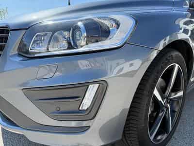 Volvo XC60 T6 AWD R-DESIGN 2.0 MOMENTUM 306 PS (2016) - Photo 4