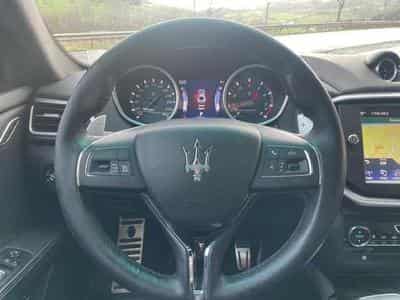 Maserati Ghibli S-Q4-3.0-V6-BITURBO-410PS  - VENTE PRIVE (2015) - Photo 9