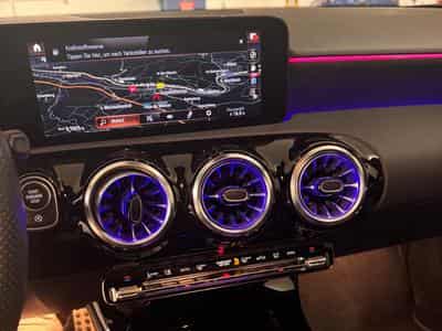 Mercedes A 200 A 200 D AMG. LINE 4 Matic (2023) - Photo 6