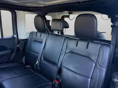 Jeep Wrangler SAHARA / Hybride (2022) - Photo 11