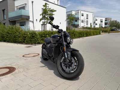 Triumph Rocket R storm (2024) - Photo 5