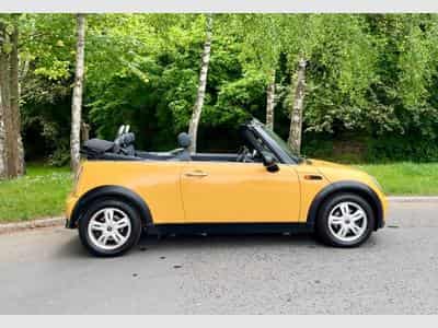 Mini One 1.6 Cabriolet (2008) - Photo 2