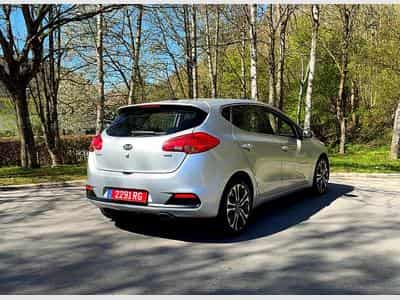 Kia Ceed 1.6 crdi (2014) - Photo 2