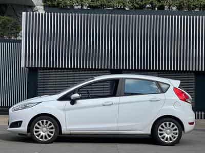 Ford Fiesta Manuelle / Essence (2015) - Photo 7