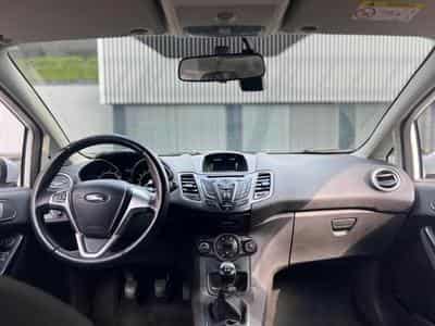 Ford Fiesta Manuelle / Essence (2015) - Photo 9