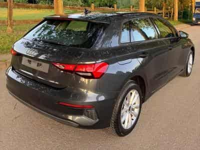 Audi A3 A3 Sportback 35 TFSI 150 S tronic 7 - Garantie (2022) - Photo 2