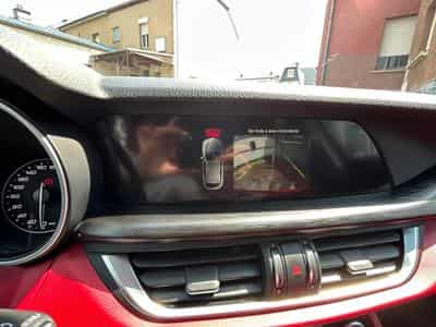 Alfa-Romeo Stelvio 2.0 201CV Q4 (2018) - Photo 15