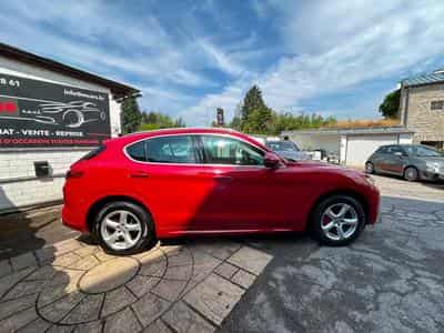 Alfa-Romeo Stelvio 2.0 201CV Q4 (2018) - Photo 2