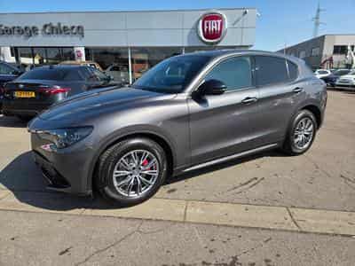 Alfa-Romeo Stelvio SPRINT 2.2 DIESEL 160 CV (2023) - Photo 1