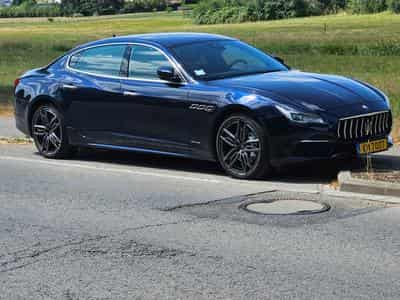 Maserati Quattroporte (2021) - Photo 1
