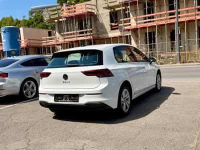 VW Golf VIII 1.0 eTSI 110 Life (2022) - Photo 6