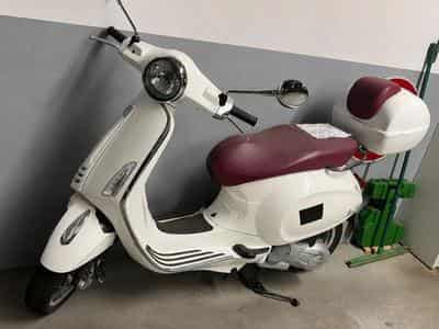 Vespa Primavera 125 3e (2016) - Photo 1